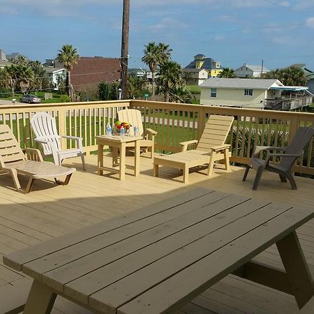 Private Beach -- Away From The Crowds - Ocean Views -Short Drive To Moody Gardens, Schlitter Bahn, Pleasure Pier Galveston Exteriör bild